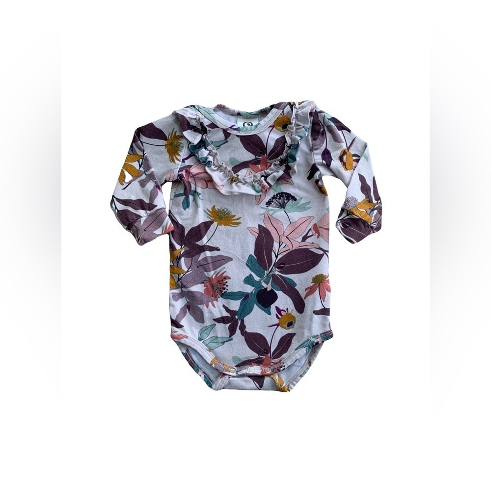 Musli Size 0-3 Months Organic Dahlia Ruffle Print Organic Bodysuit